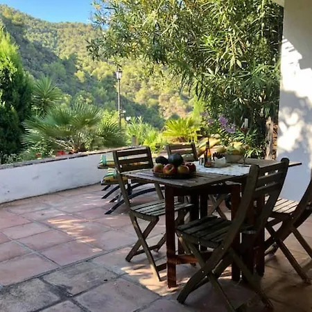 En La Aldea Perdida 4* Frigiliana