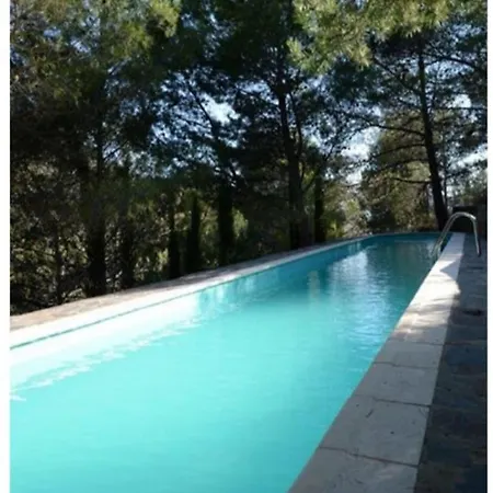 Hotel En La Aldea Perdida